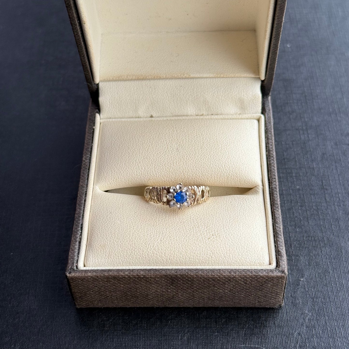 Sterling Silver Gilt Blue & Clear Gem Cluster Ring.