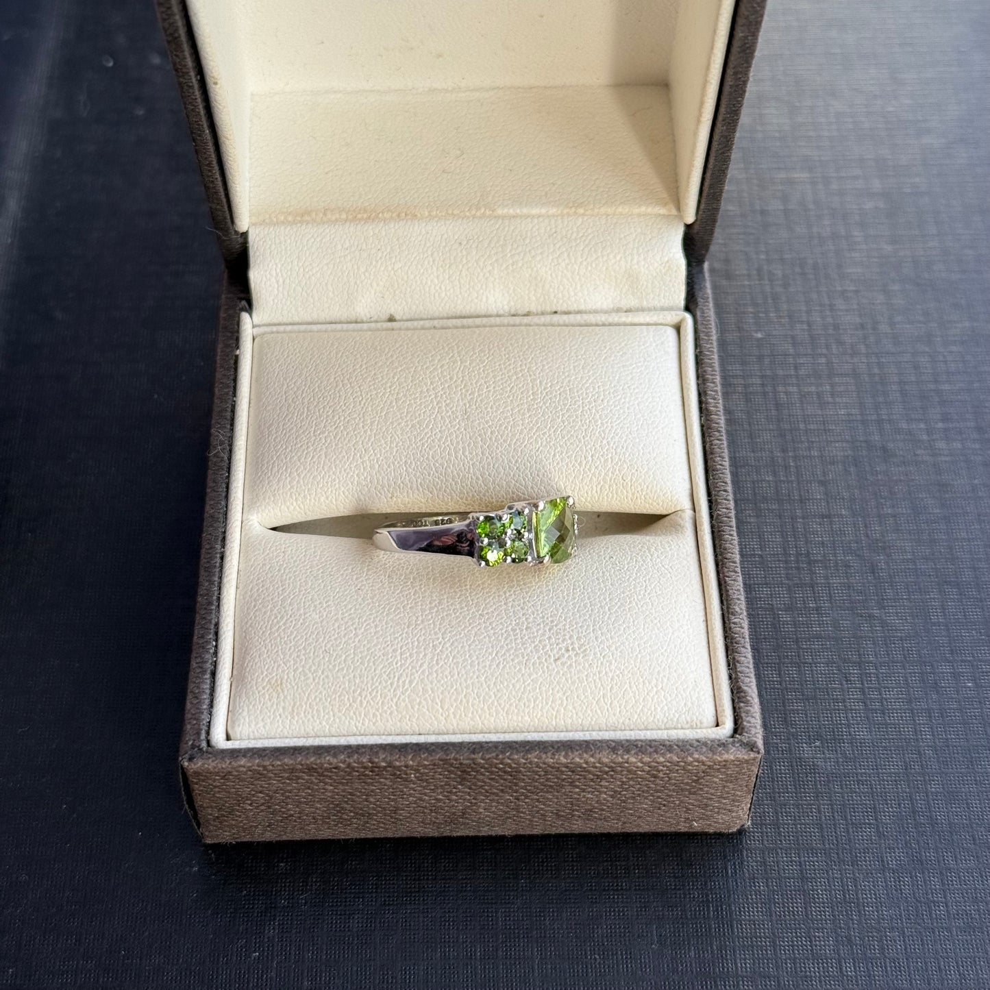 Sterling Silver Green Gem Ring