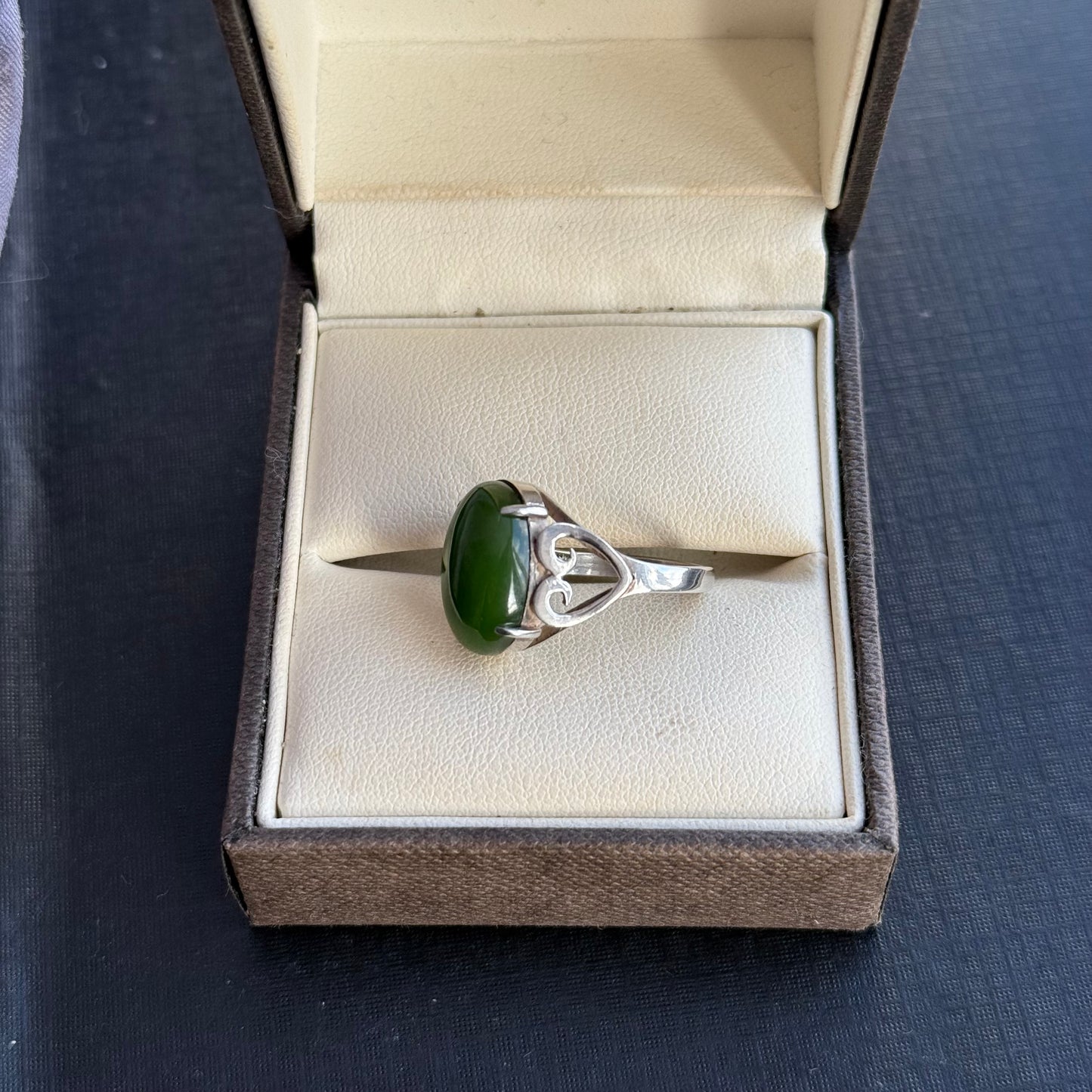 Antique Sterling Silver Cabochon Green Gem Heart Ring