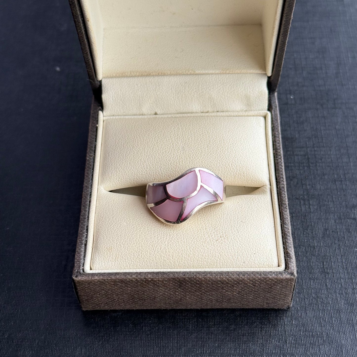 Sterling Silver Pink Mother of Pearl Ring