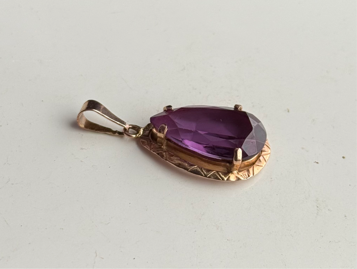 9ct Gold Amethyst Tear Drop Pendant