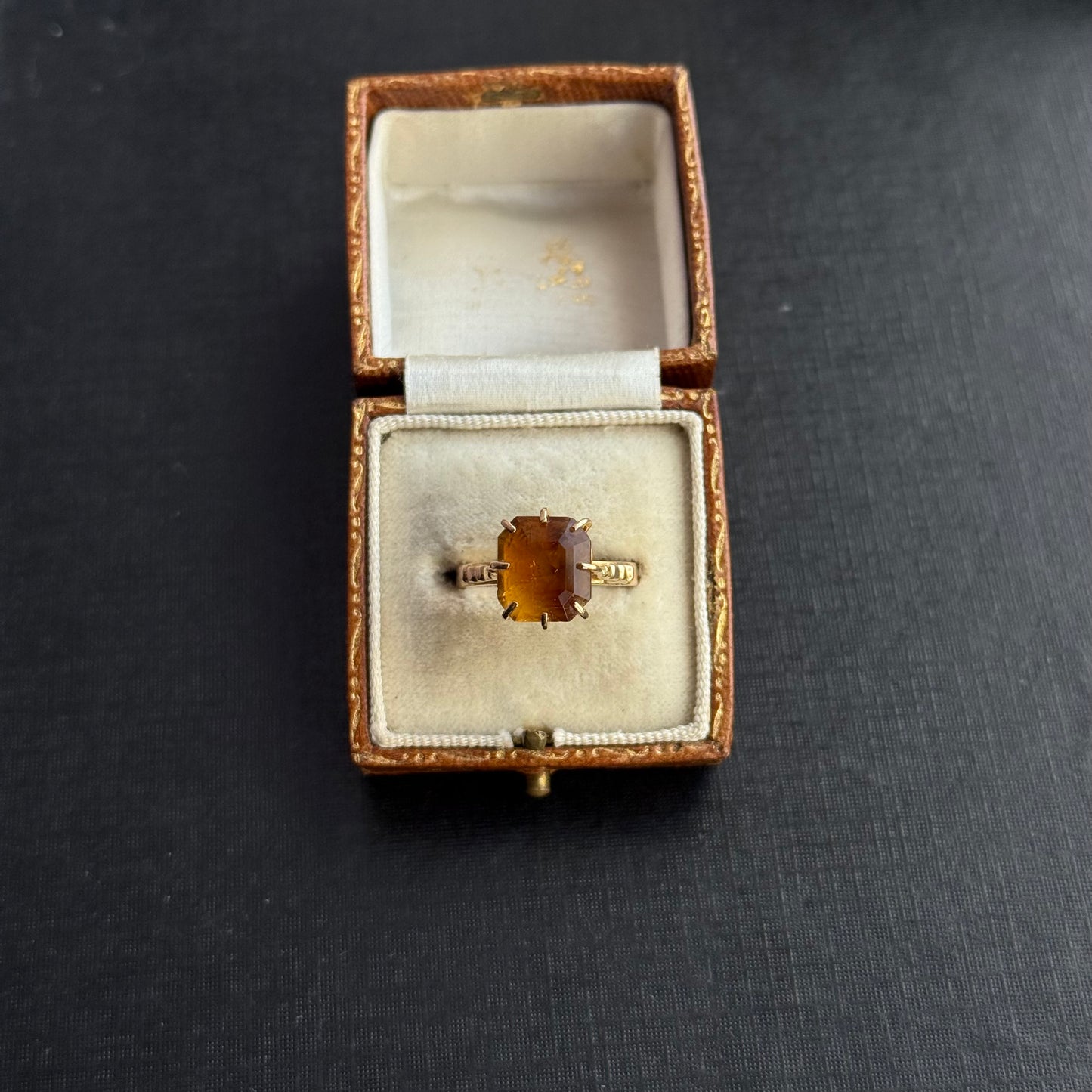 18ct Gold and Citrine Ring