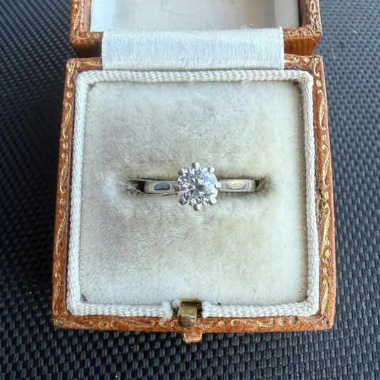 18ct White Gold and approx 0.40ct Old Cut Diamond Solitaire Ring