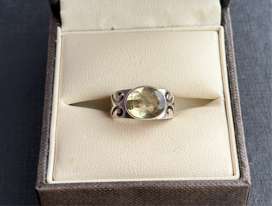 Sterling Silver Citrine Ring.