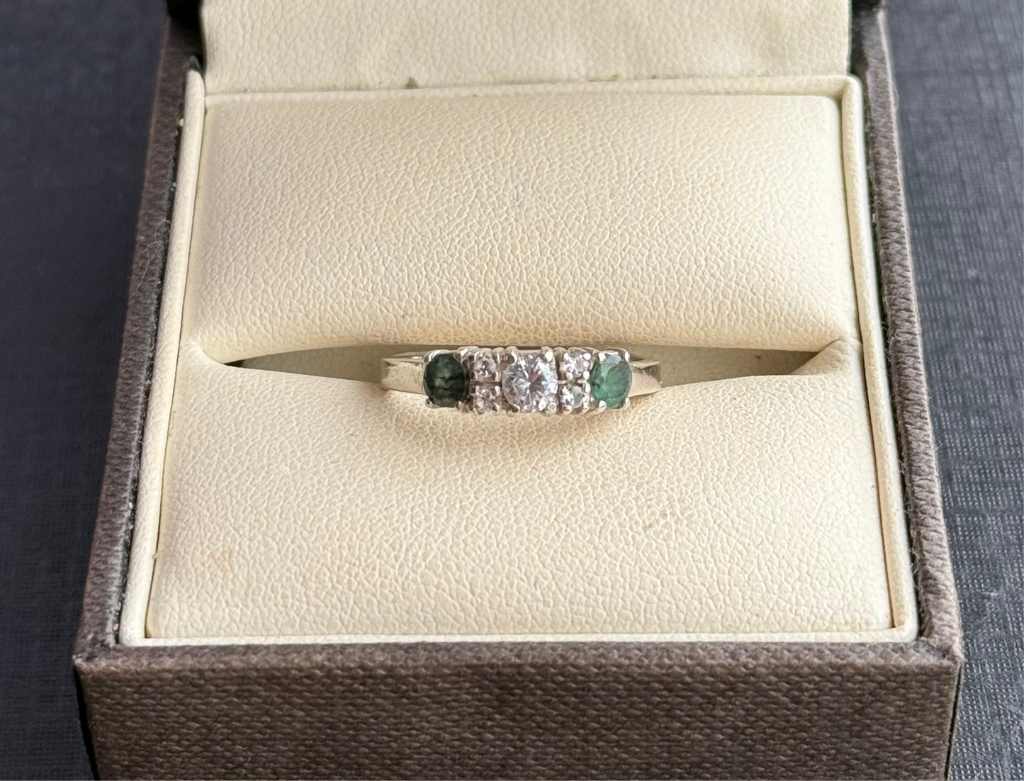 Sterling Silver Emerald Clear Gem Ring