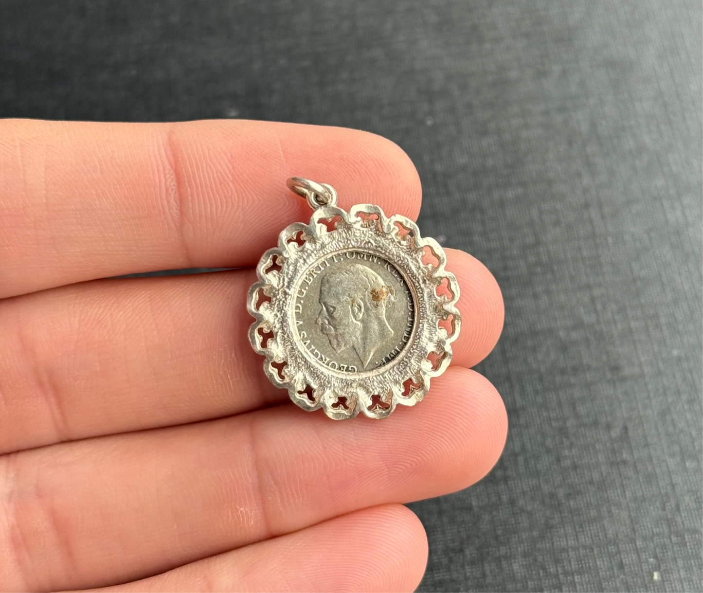 Georgivs 1935 Silver Threepence Charm