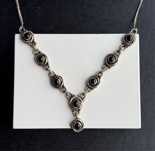 Sterling Silver Black Cabochon Gem Necklace