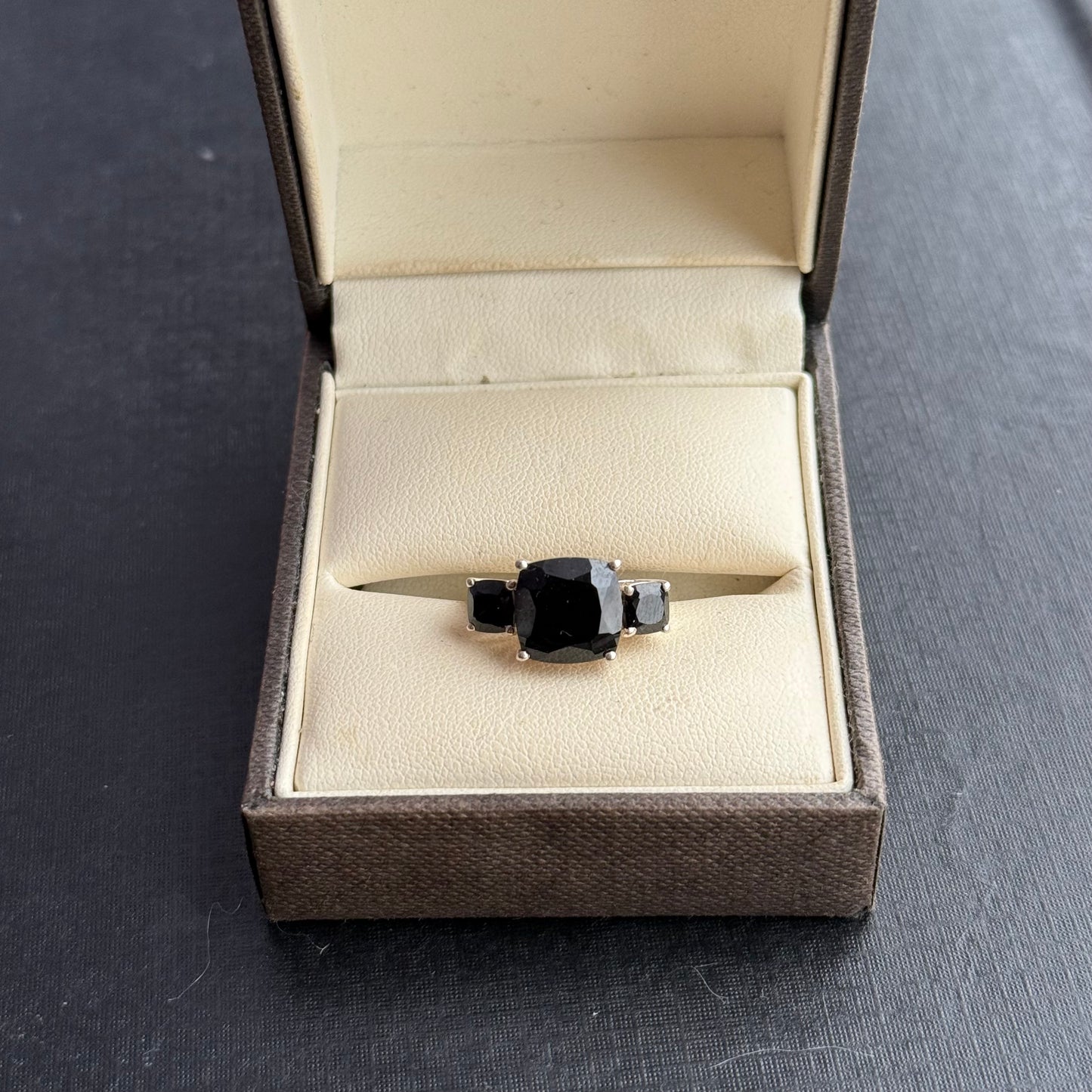 Sterling Silver Black Gem Ring.