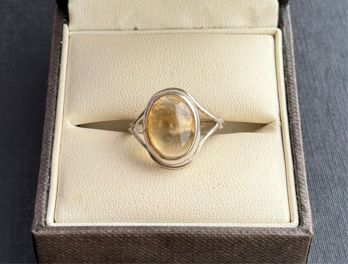 Sterling Silver Citrine Ring.